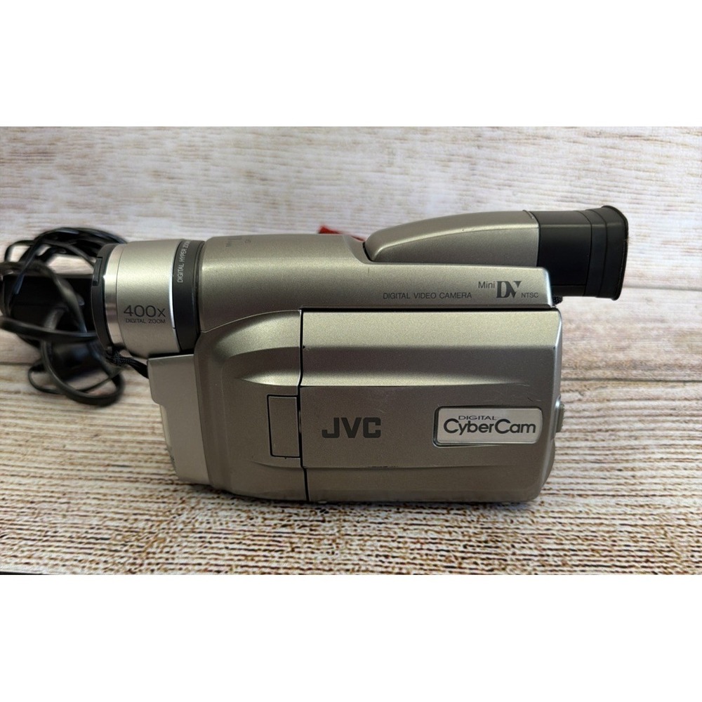 JVC Digital Video Camcorder GR-DVF21U Untested No Battery W/ Power Adapter - Picture 2 of 8